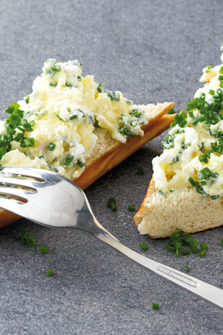 Laugenstangen mit Käse