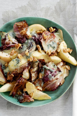 Radicchio und Birnen mit Gorgonzola überbacken Radicchio und Birnen mit Gorgonzola überbacken