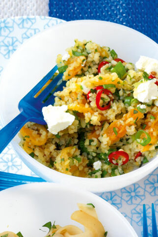 Bulgursalat mit Kräuter-Aprikosen