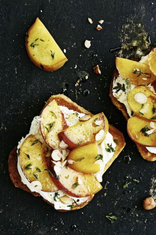 ThymianPfirsichaufZiegenkäse ThymianPfirsichaufZiegenkäse