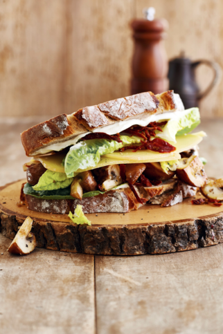 Sandwich mit Appenzeller und Champignons