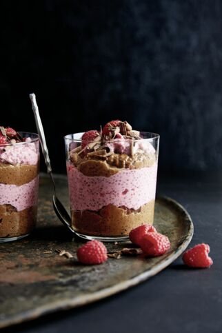Schoko-Himbeer-Pudding mit Chia-Samen Schoko-Himbeer-Pudding mit Chia-Samen