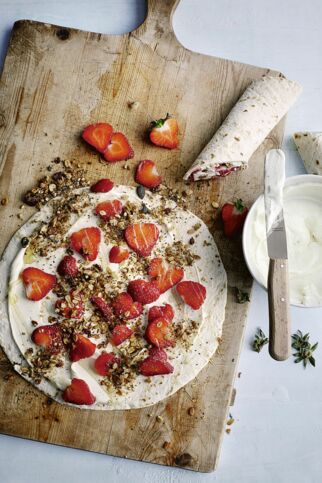 Strawberry-Cheesecake-Wraps