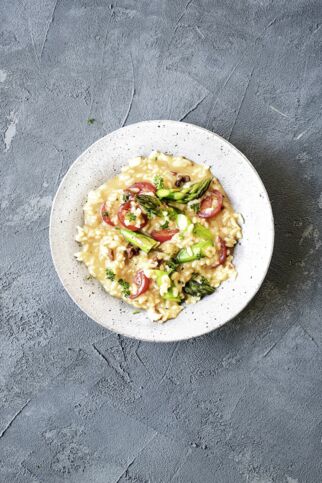 Tomatenrisotto mit Spargel Tomatenrisotto mit Spargel