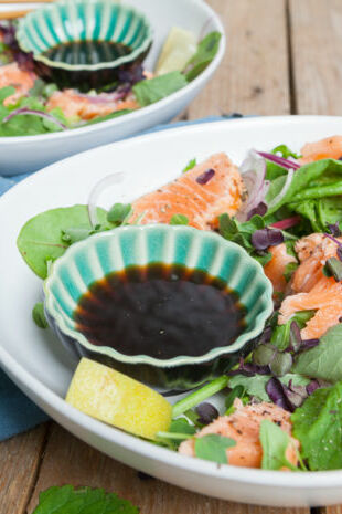 Lachs-Tataki-Salat Lachs-Tataki-Salat