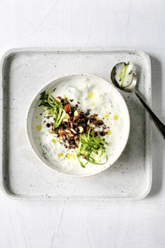 Pikante Joghurt- Gurken-Suppe Pikante Joghurt- Gurken-Suppe