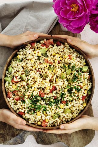 Bunter Nudelsalat mit Vollkornpasta Bunter Nudelsalat mit Vollkornpasta