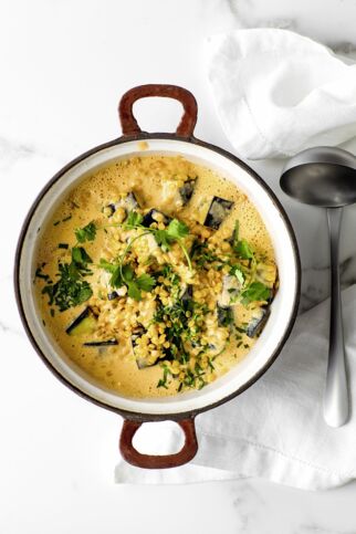 Auberginen-Eintopf mit roten Linsen Auberginen-Eintopf mit roten Linsen