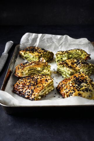 Fetaküchlein mit Rucola und Orange Fetaküchlein mit Rucola und Orange