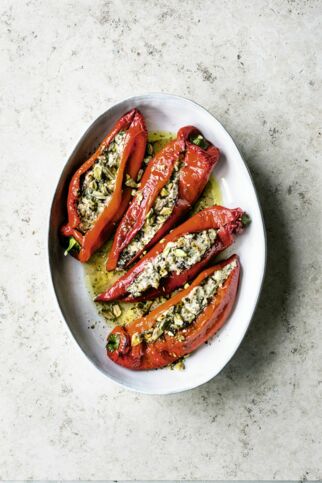 Spitzpaprika mit Feta-Füllung Spitzpaprika mit Feta-Füllung