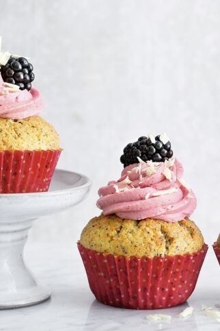 Brombeer-Mohn-Cupcakes Brombeer-Mohn-Cupcakes