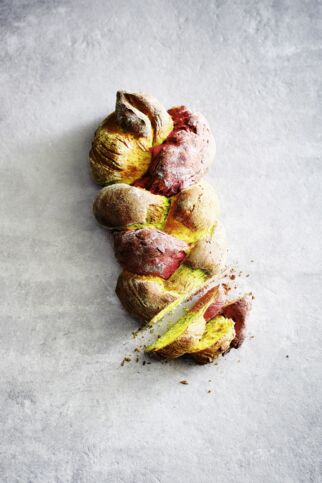 Bunter Hefezopf Bunter Hefezopf