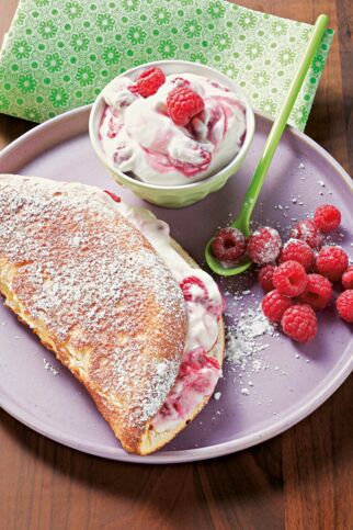 Schaumomelett mit Himbeersahne Schaumomelett mit Himbeersahne