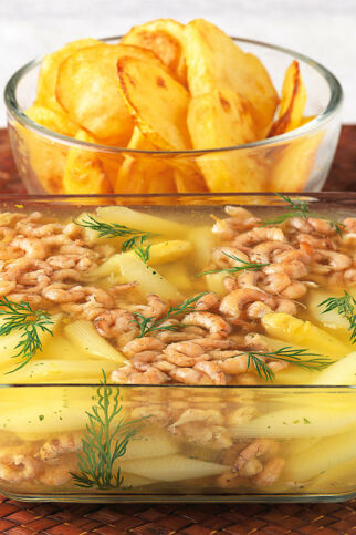 Spargelsülze mit Krabben und Kartoffeln Spargelsülze mit Krabben und Kartoffeln