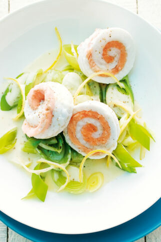 Feine Röllchen von Lachs und Seezunge Feine Röllchen von Lachs und Seezunge