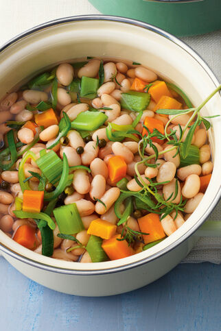 Eintopf mit weißen Bohnen Eintopf mit weißen Bohnen