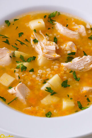 Hühnersuppe