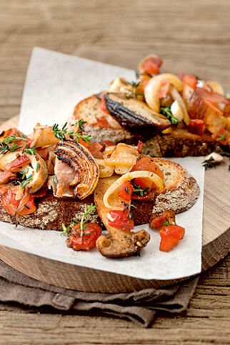 Röstbrot mit Waldpilzen