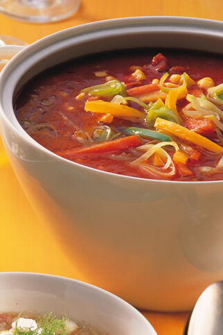 Bunte Mitternachtssuppe Bunte Mitternachtssuppe