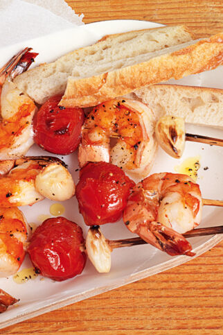 Garnelenspieße mit Knoblauch Garnelenspieße mit Knoblauch