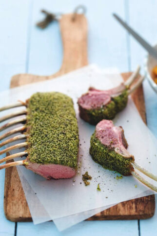 Lammkarree mit Kräuter-Knoblauch-Kruste Lammkarree mit Kräuter-Knoblauch-Kruste