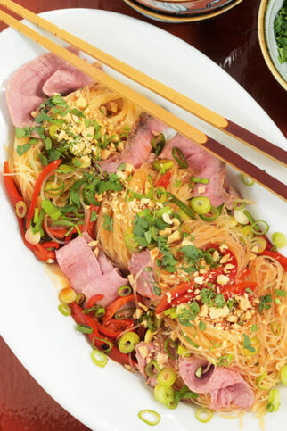 Glasnudelsalat mit Paprika Glasnudelsalat mit Paprika