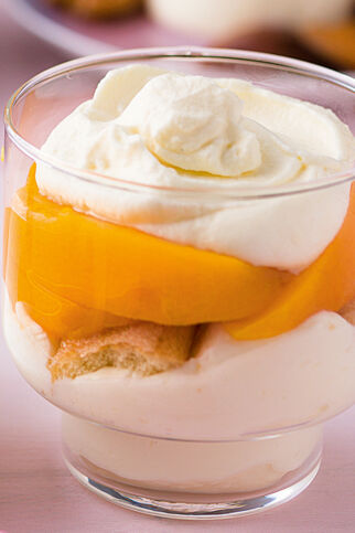 Pfirsich-Kokos-Tiramisu Pfirsich-Kokos-Tiramisu