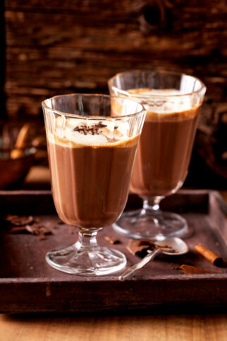 Heiße Gewürzschokolade Heiße Gewürzschokolade