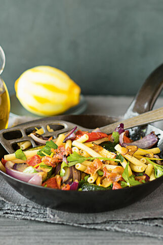 Zucchini-Tomaten-Pasta Zucchini-Tomaten-Pasta