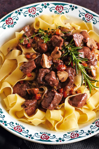 Pappardelle mit Wildschweinragout Pappardelle mit Wildschweinragout