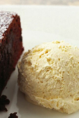 Weisses Schokoladeneis Weisses Schokoladeneis