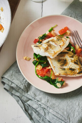 Zander mit Mandelspinat Zander mit Mandelspinat