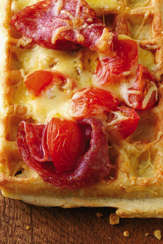Pizzawaffeln mit Salami