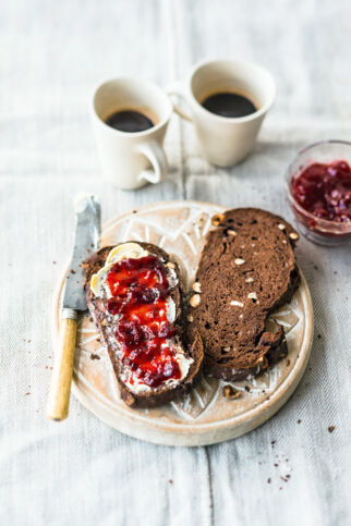Schokoladen-Haselnuss-Brot Schokoladen-Haselnuss-Brot