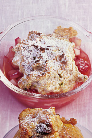 Rhabarber mit Baiser Rhabarber mit Baiser