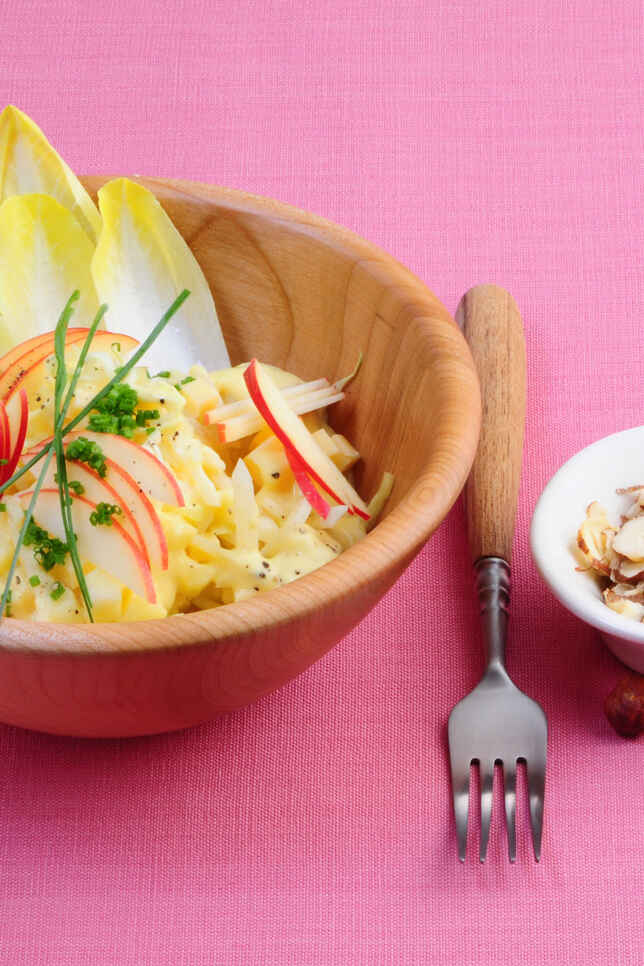 24 leckere Selleriesalat-Rezepte | Küchengötter 24 leckere Selleriesalat-Rezepte | Küchengötter