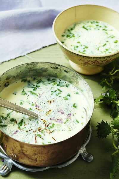 28 feine Kräutersuppen-Rezepte | Küchengötter 28 feine Kräutersuppen-Rezepte | Küchengötter