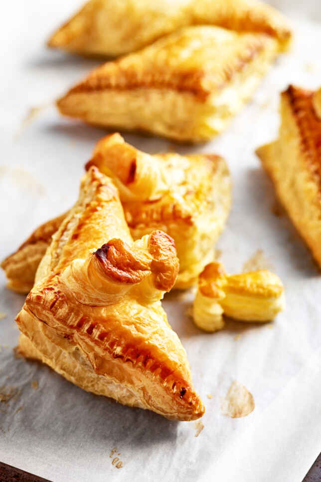 Blätterteigtaschen - 27 einfache Rezepte | Küchengötter Blätterteigtaschen - 27 einfache Rezepte | Küchengötter