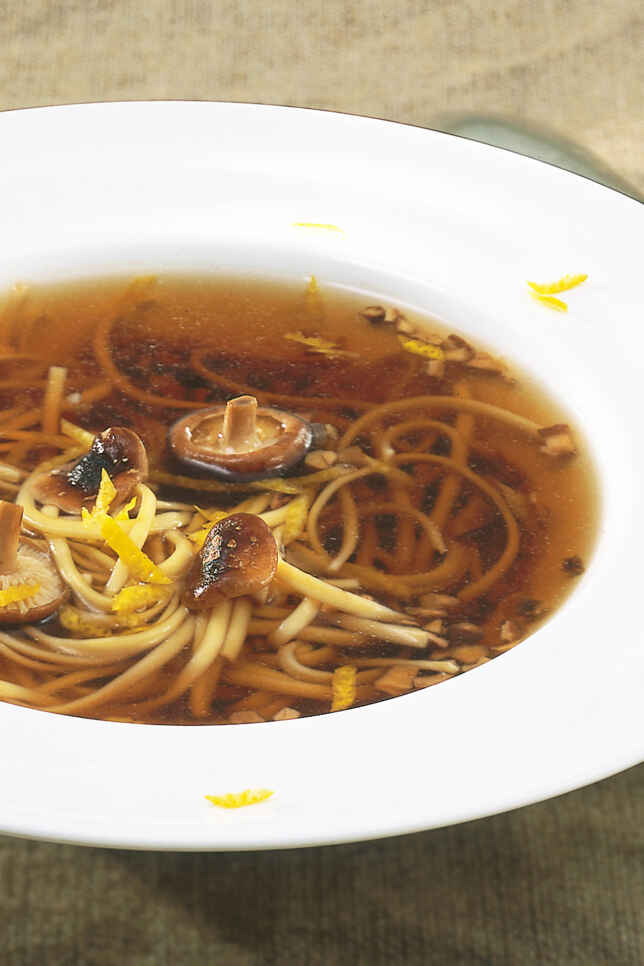 35 feine Pilzsuppen-Rezepte | Küchengötter 35 feine Pilzsuppen-Rezepte | Küchengötter