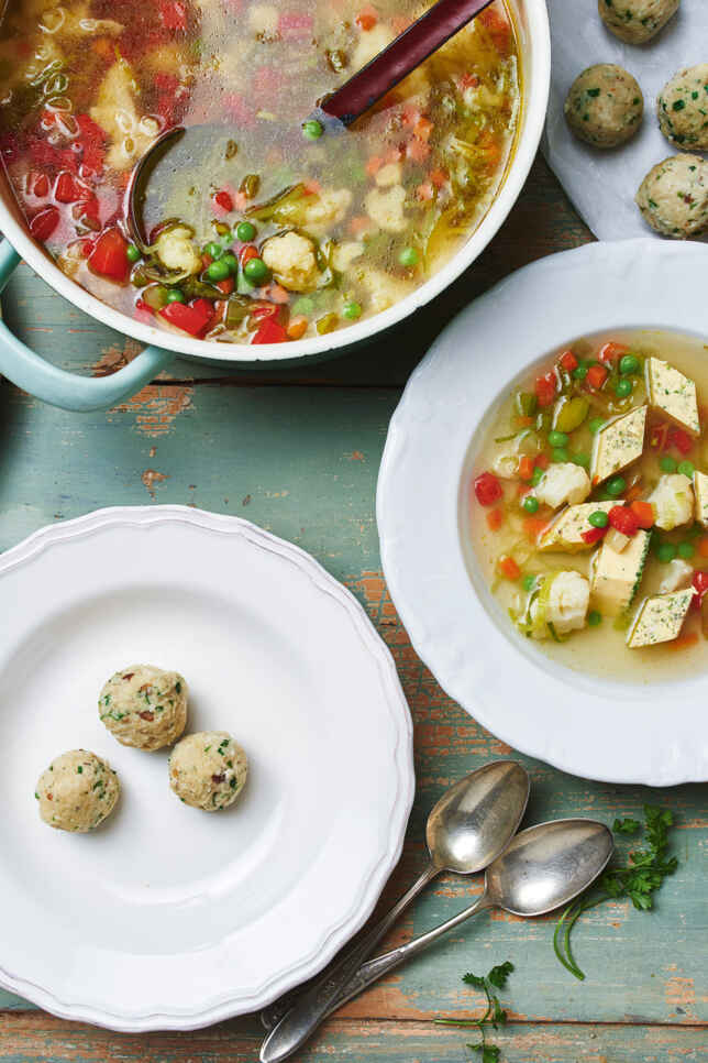 Die besten Rezepte für Eierstich | Küchengötter Die besten Rezepte für Eierstich | Küchengötter