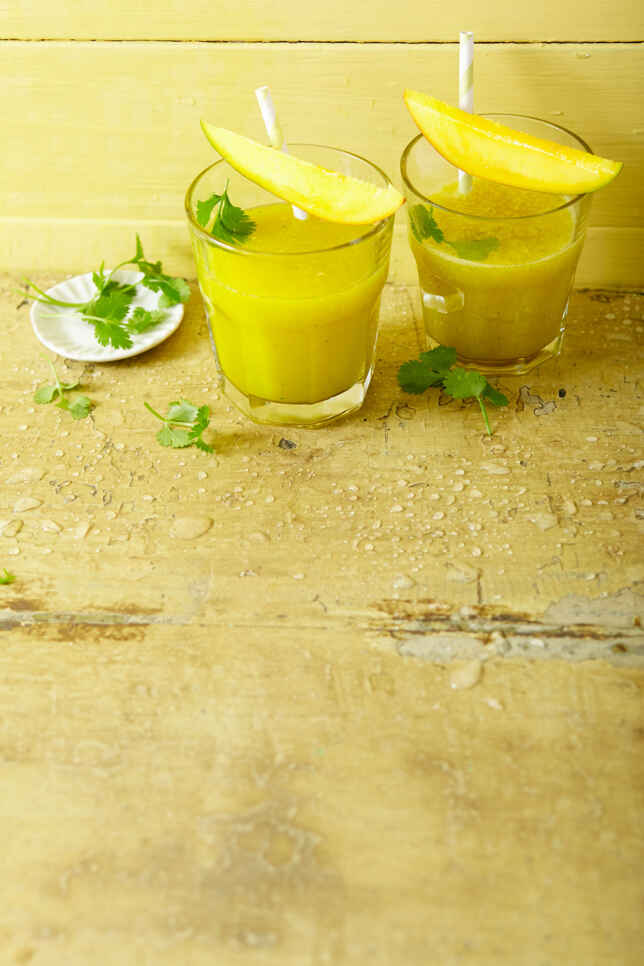 Smoothies - Rezepte für gesunde Früchte-Drinks | Küchengötter Smoothies - Rezepte für gesunde Früchte-Drinks | Küchengötter