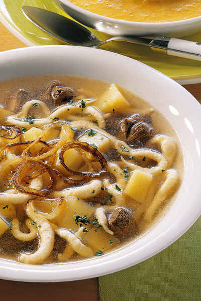 Vom Spätzle bis zum Wustsalat: Typisch Schwäbische Gerichte | Küchengötter Vom Spätzle bis zum Wustsalat: Typisch Schwäbische Gerichte | Küchengötter