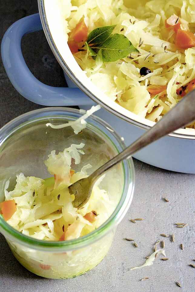 Sauerkraut - Die besten Rezepte für das deutsche Nationalgericht ...