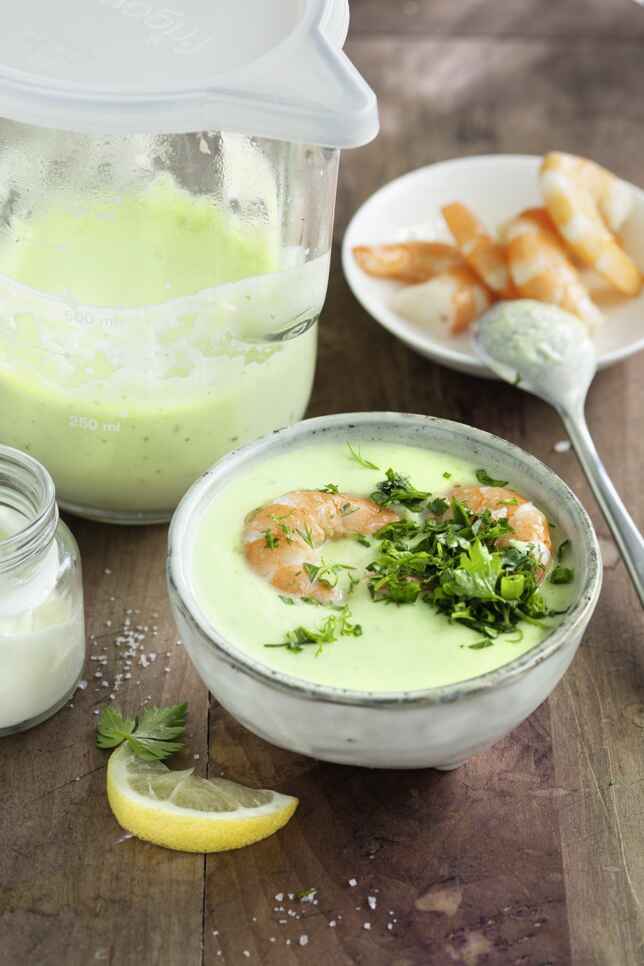 28 feine Kräutersuppen-Rezepte | Küchengötter 28 feine Kräutersuppen-Rezepte | Küchengötter