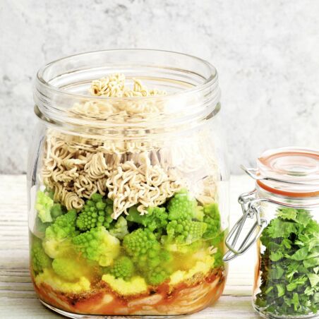 Kokossuppe mit Mie-Nudeln Kokossuppe mit Mie-Nudeln