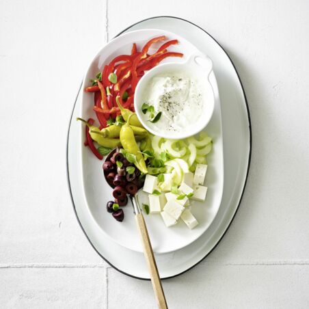 Griechischer Vorspeisenteller Griechischer Vorspeisenteller