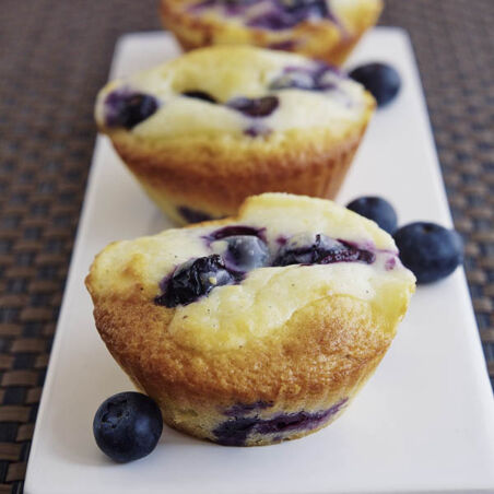 Blueberry-Muffins mit Vanilleguss