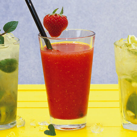 Eiskalter Sommergenuss: Strawberry-Daiquiri Eiskalter Sommergenuss: Strawberry-Daiquiri
