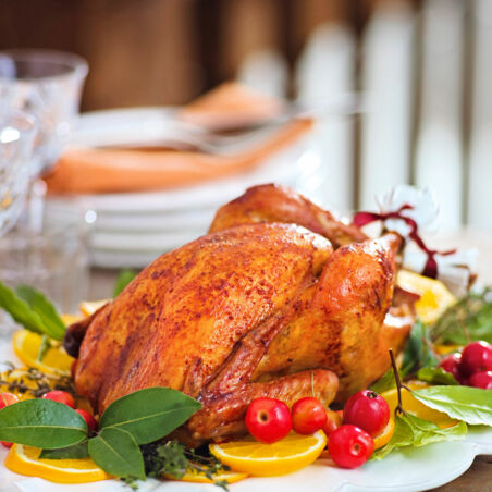 Truthahn mit Schinken-Brot-Füllung Truthahn mit Schinken-Brot-Füllung