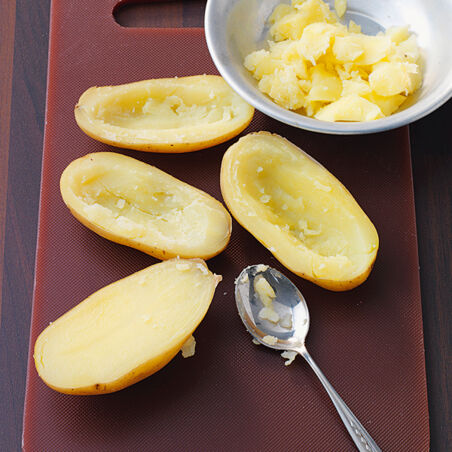 Gefüllte Kartoffeln mit Pistazien-Pesto Gefüllte Kartoffeln mit Pistazien-Pesto